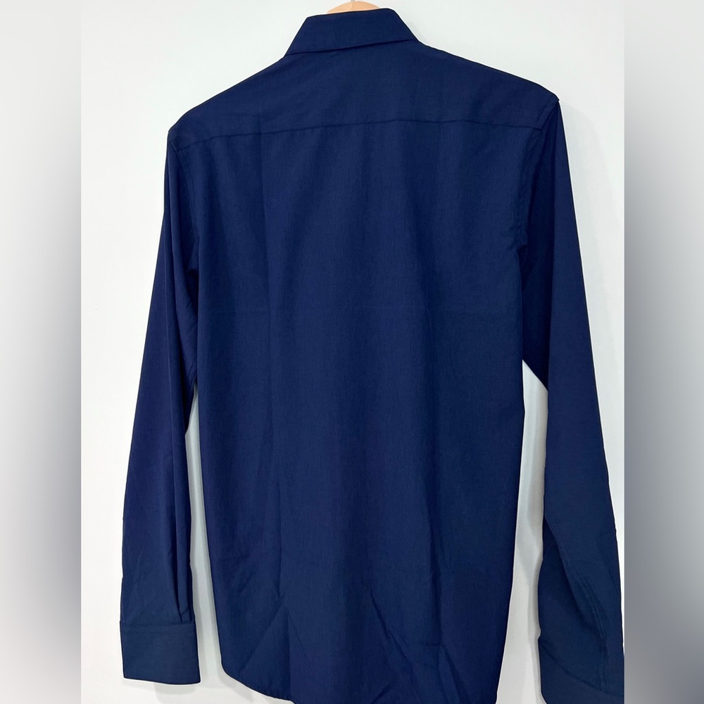 NWT Men’s Lucky Brand Blue Button Down Shirt. Size Small. - Picture 2 of 6